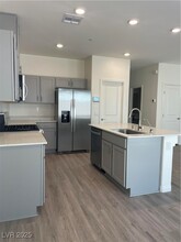 9980 S Ullom Dr in Las Vegas, NV - Building Photo - Building Photo