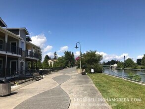 2008 Cherry St in Ferndale, WA - Building Photo - Building Photo
