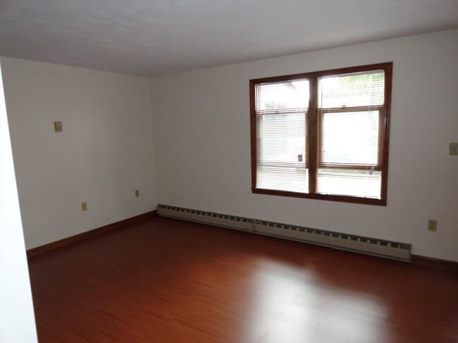 17 Highland St in Woburn, MA - Building Photo - Building Photo