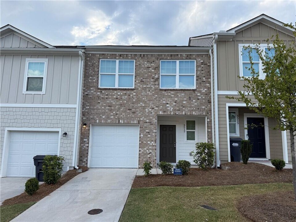 3517 Condor Ct in Atlanta, GA - Building Photo