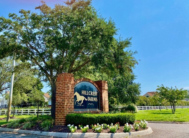 4228 Feather Ridge Dr in Virginia Beach, VA - Building Photo - Building Photo
