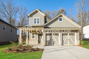 2476 Lennox Rd SE in Conyers, GA - Building Photo