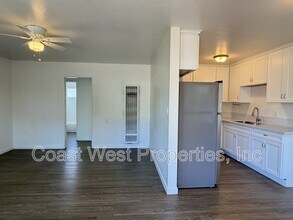 1616 1/2 Reed Ave in San Diego, CA - Building Photo - Building Photo