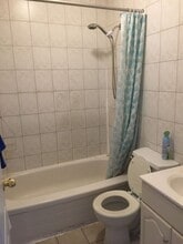 1230 Dufferin St in Toronto, ON - Building Photo - Building Photo