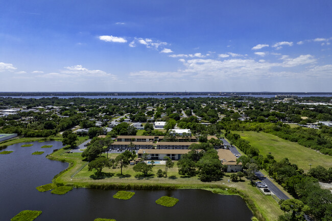 Harbor Woods Condominiums in Merritt Island, FL - Building Photo - Building Photo