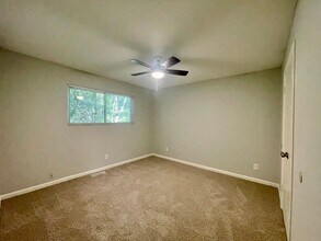 D2 Shepherd Ln in Chapel Hill, NC - Building Photo - Building Photo