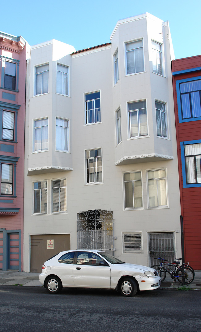 1360 Kearny St in San Francisco, CA - Building Photo - Building Photo