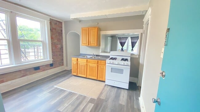 property at 201 Emming St