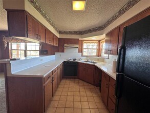 180 Griesenbeck Ranch Rd in Bastrop, TX - Foto de edificio - Building Photo