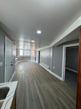 1813 S Lawndale Ave in Chicago, IL - Building Photo - Building Photo