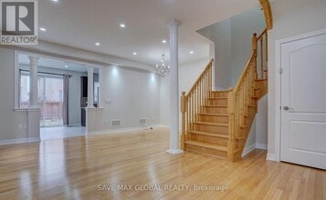 62 Ebury Dr in Brampton, ON - Building Photo - Building Photo