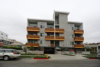 Lido Apartments - 11755 Culver in Los Angeles, CA - Foto de edificio - Building Photo