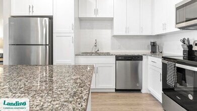 3060 Southcreek Blvd in Orlando, FL - Building Photo - Building Photo