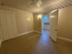 97 York St in Bridgeton, NJ - Foto de edificio - Building Photo