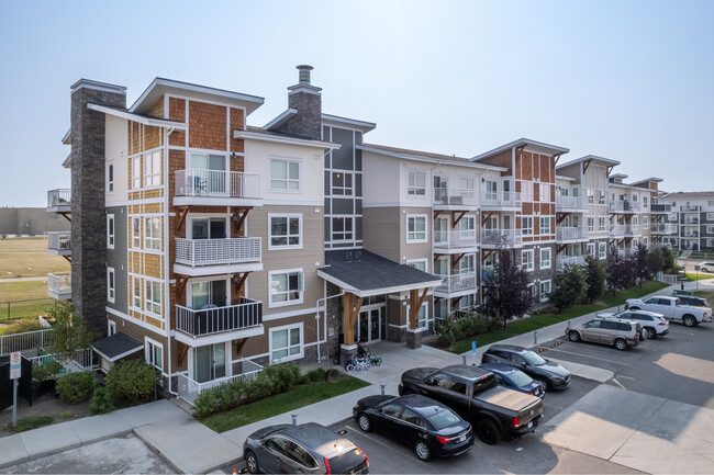 2000 Skyview Ranch Dr NE in Calgary, AB - Building Photo - Building Photo