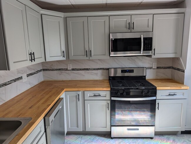 5400 Butler St-Unit -Apt. #1 in Pittsburgh, PA - Building Photo - Building Photo