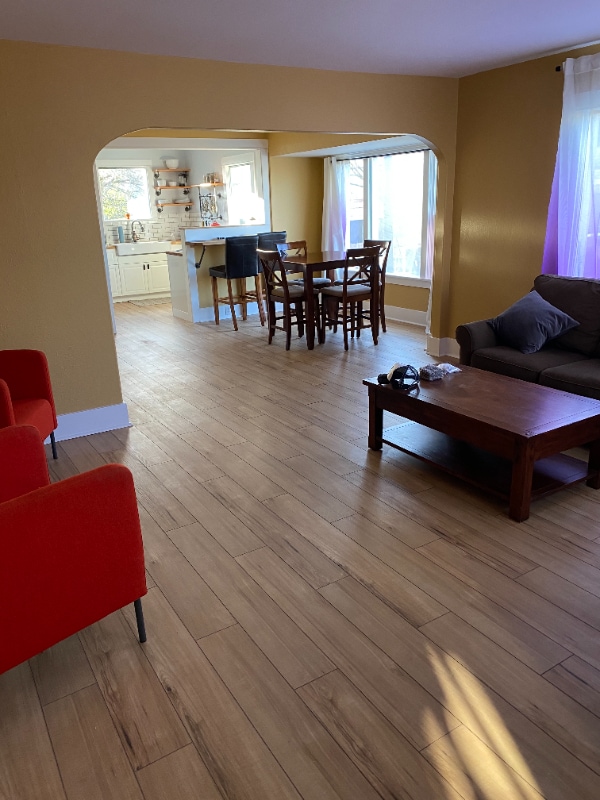 1015 Laughlin St in The Dalles, OR - Building Photo - Building Photo