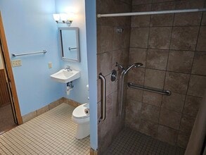 533 Lakeshore Ct in Weyauwega, WI - Building Photo - Building Photo