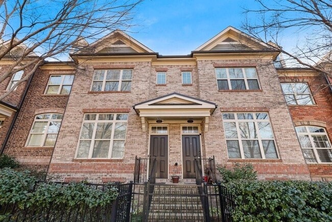 property at 1221 Lavista Rd NE