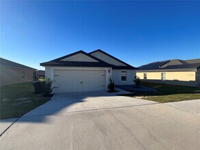 2033 Amber Sweet Cir in Dundee, FL - Building Photo - Building Photo