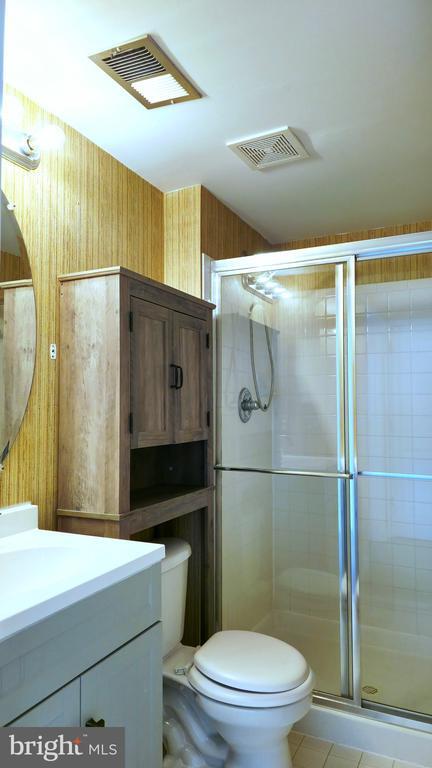 6690 Roderick Loop in Gainesville, VA - Building Photo - Building Photo