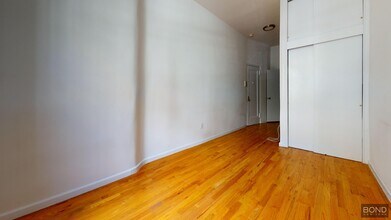 158 East 82 Street in New York, NY - Foto de edificio - Floor Plan