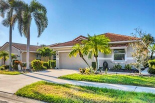 165 Padova Way in Nokomis, FL - Building Photo