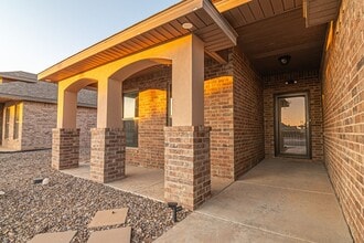 6708 Brand Ln in Midland, TX - Foto de edificio - Building Photo