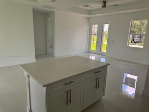 2044 Crawford Ave N in Lehigh Acres, FL - Building Photo - Building Photo