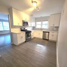 8845 Bronx Ave in Skokie, IL - Building Photo - Building Photo