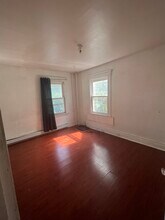 459 N Maple Ave, Unit 2 in East Orange, NJ - Building Photo - Building Photo