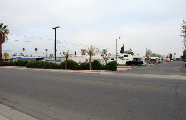 Village Green MHP in Hemet, CA - Building Photo - Building Photo