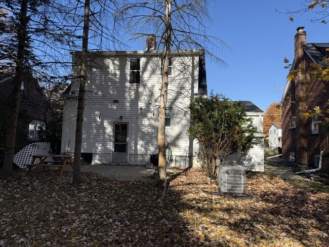 35 Wildwood Dr in Youngstown, OH - Building Photo - Building Photo