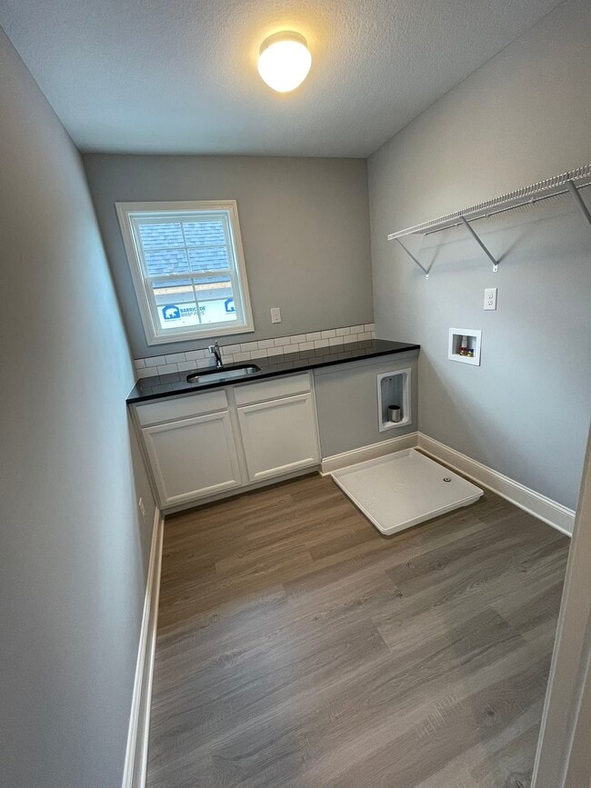 8711 Yellow Aster Rd in Knoxville, TN - Building Photo - Building Photo