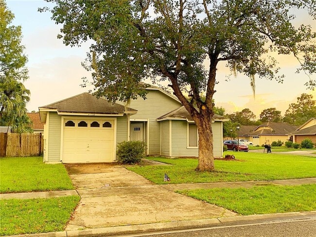 3153 Ginger Cir