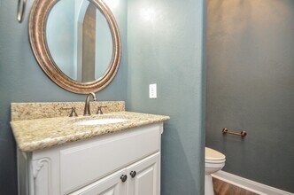 42 N Knights Crossing Dr in Spring, TX - Building Photo - Building Photo