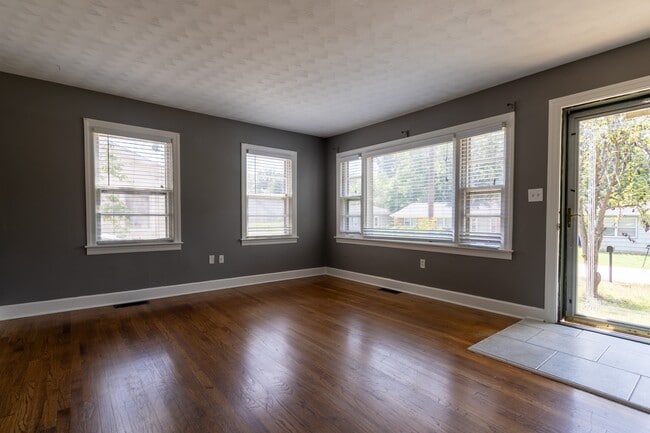 1414 Holmes Ave in Bowling Green, KY - Building Photo - Building Photo