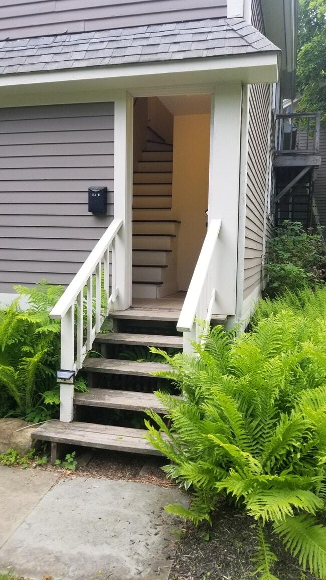 155 Lincoln Ave, Unit C