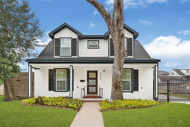 property at 3343 Tampa St