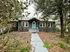 2120 8th Ave W in Bradenton, FL - Building Photo