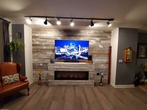 306 4th Ave, Unit 603 in Pittsburgh, PA - Foto de edificio - Building Photo