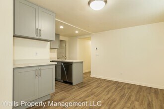 2237 NW 59th St in Seattle, WA - Building Photo - Building Photo