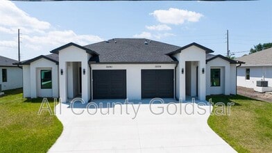 12041 Tetzel Ave in Port Charlotte, FL - Building Photo - Building Photo