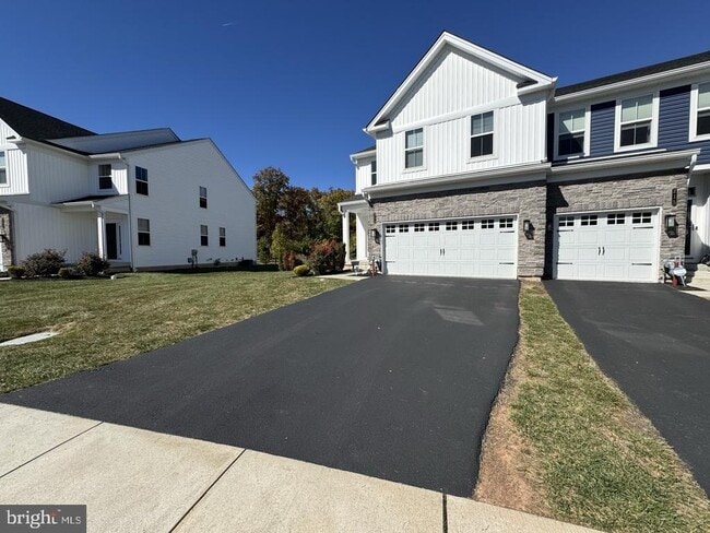 213 Wynstone Ct in Colmar, PA - Building Photo - Building Photo