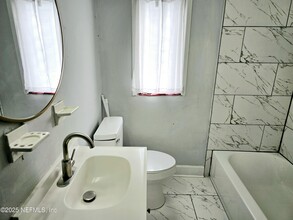 3218 Myra St in Jacksonville, FL - Building Photo - Building Photo