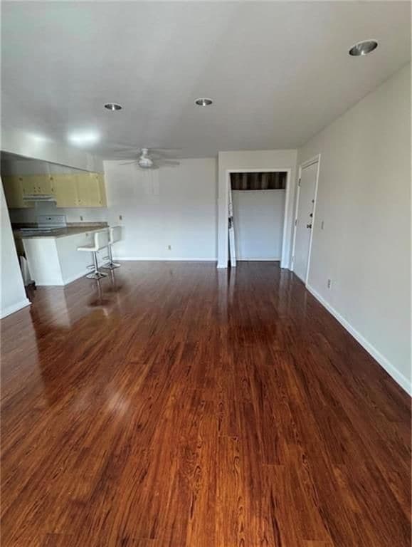 400 Narragansett Pkwy in Warwick, RI - Building Photo - Building Photo