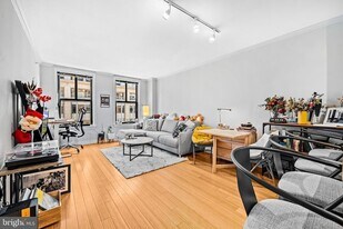 631 D St NW, Unit 731 in Washington, DC - Building Photo