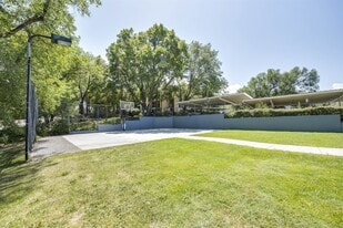 Miller Estates Apartments in Salt Lake City, UT - Building Photo