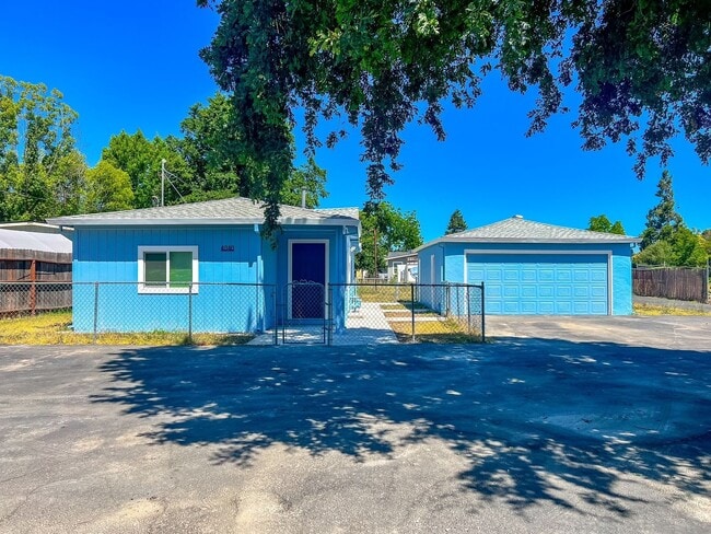 property at 4040 Jefferson St