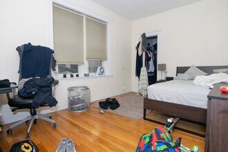 60 Gibbs St in Brookline, MA - Building Photo - Building Photo